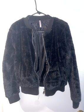 Black Faux Fur Bomber Jacket - Women